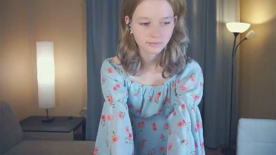 MertieAlie webcam model stream image