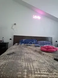 LollyJ_ webcam model stream image