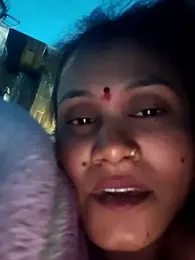 Akanksha_soni webcam model stream image