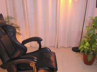 anastaxialynn webcam model stream image