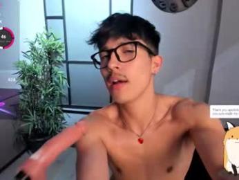 tim__fox webcam model stream image