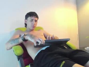 xander_owen2 webcam model stream image