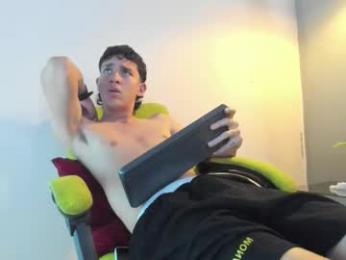 xander_owen2 webcam model stream image