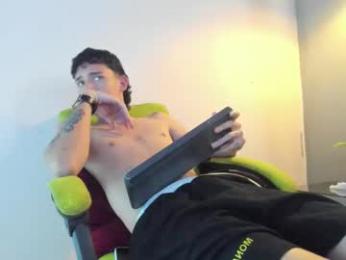 xander_owen2 webcam model stream image