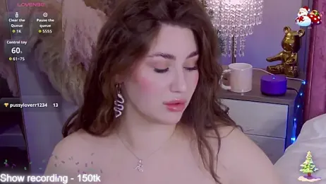 KiraBarlows webcam stripchat model stream image