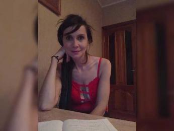 Hellenalonenochka webcam model stream image