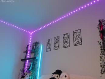 xlunaskye webcam model stream image