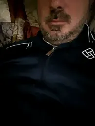 1talianBeutifulCock webcam model stream image