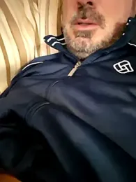 1talianBeutifulCock webcam model stream image