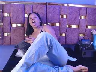 shantall05 webcam model stream image