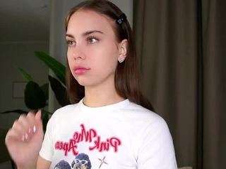 quennagales webcam model stream image