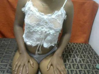 Maha19x webcam model stream image