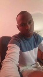 reymg webcam cam4 model stream image