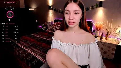 MilliBrown_ webcam model stream image