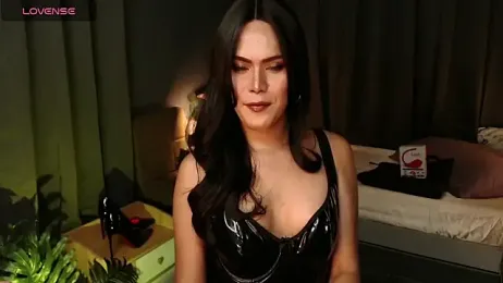 OHVEEYMExo1 webcam model stream image