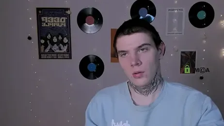 drew_soft_ webcam model stream image