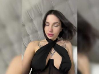 BabyDarii webcam bongacams model stream image