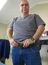 Andrew1900529 webcam model stream image