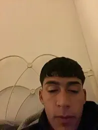 BadboyXXXMZ webcam model stream image