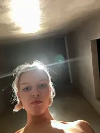 AshleyMur webcam stripchat model stream image