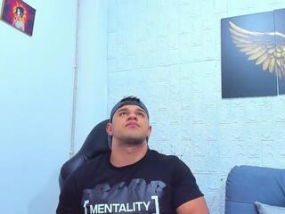 Aaron Velour webcam model stream image