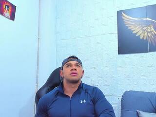 Aaron Velour webcam model stream image