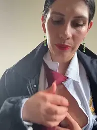 Alysson-- webcam model stream image