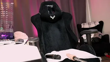 viamoon webcam stripchat model stream image