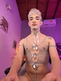 Cherry_zayden_ webcam model stream image