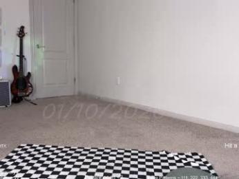 petitebrat webcam chaturbate model stream image