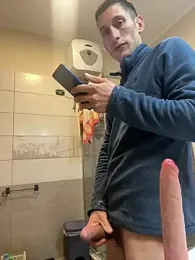 Gionnytav webcam stripchat model stream image