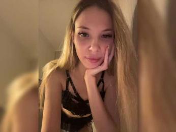 ElleTessa webcam model stream image