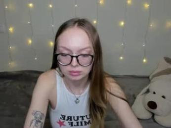 shy_suchka webcam model stream image