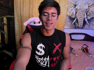 Alastor Grey webcam model stream image