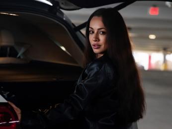 RaqueleGrace webcam model stream image