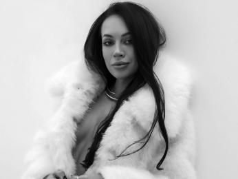 RaqueleGrace webcam model stream image