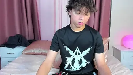 Honeymoon_sariel webcam stripchat model stream image