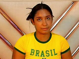 Reachel Campell webcam flirt4free model stream image