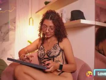 vanilla_hot_ webcam model stream image