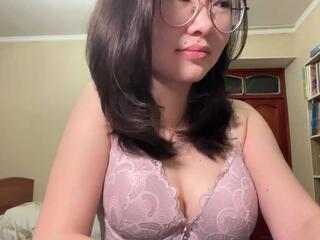 Alverta Gieck webcam model stream image