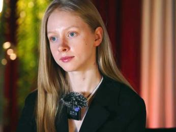 MiaVebes webcam model stream image