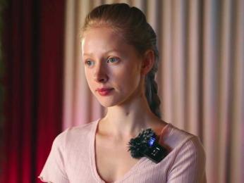 MiaVebes webcam model stream image