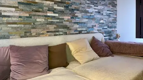 dymonted webcam model stream image