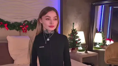 AriWild webcam model stream image