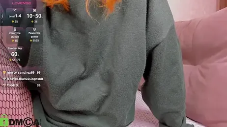 Little_Chips webcam model stream image