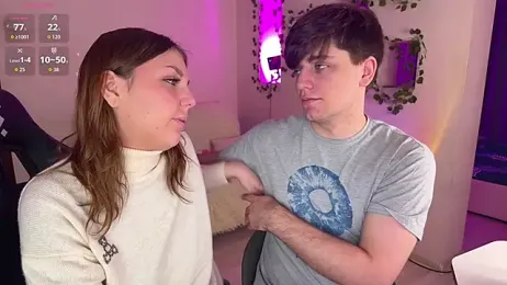 RobertAndLinela webcam model stream image