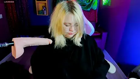 Yoki_Shizuko webcam stripchat model stream image