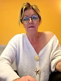 Melody73 webcam model stream image