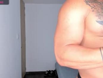 college_muscle_ass webcam model stream image