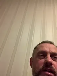 Frosl webcam model stream image